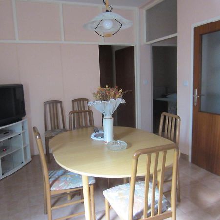 Ivic Apartments Vodice Croatia Екстер'єр фото