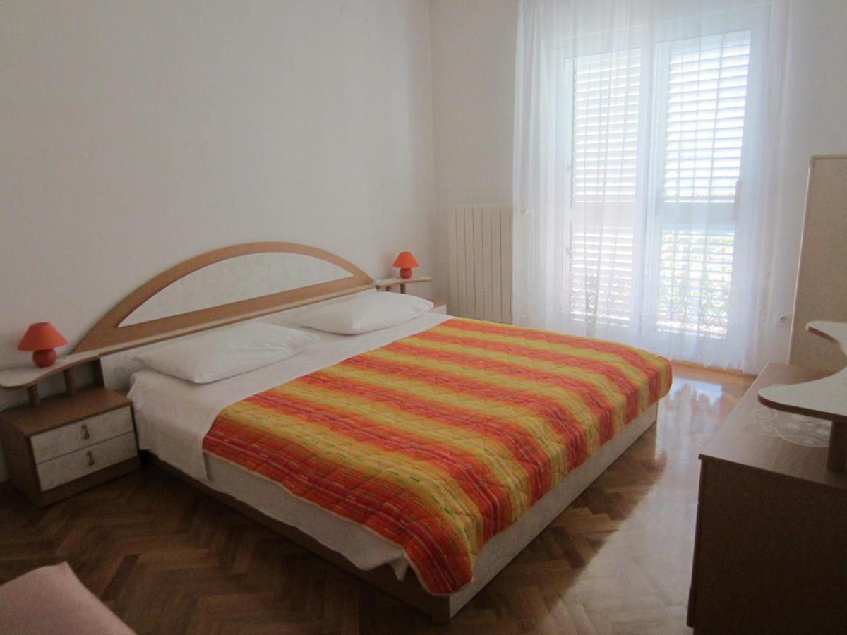 Ivic Apartments Vodice Croatia Екстер'єр фото